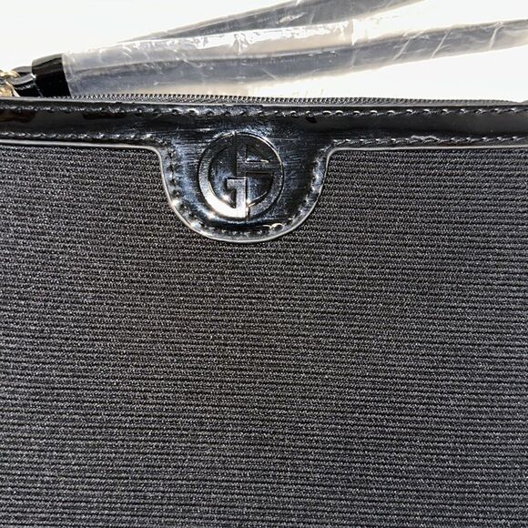 Giorgio Armani Beauty Small Black Leather Trim Soft Cord Knit Ribbed Wristlet - Picture 3 of 9